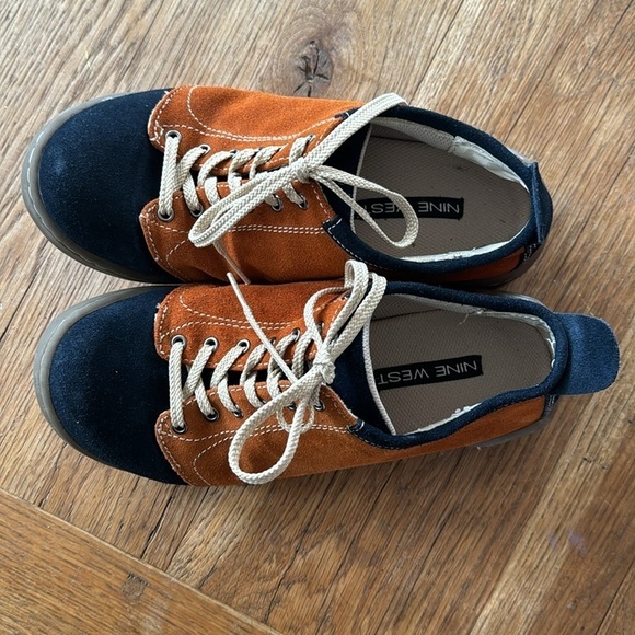 VINTAGE NINE WEST SNEAKERS BLUE/CAMEL COLOR - Picture 3 of 6